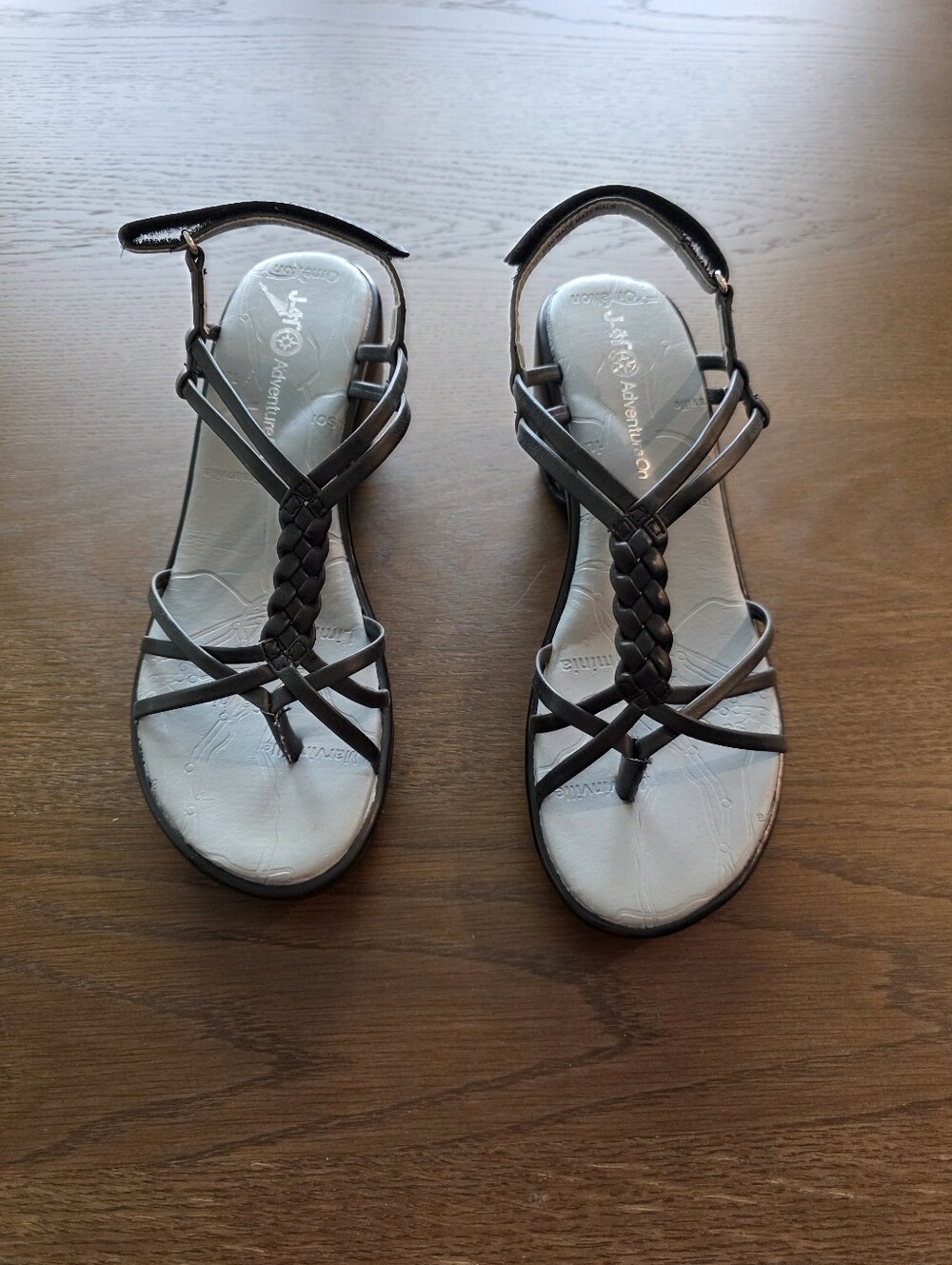 J-41 Adventure On Strappy Sandal Size 7